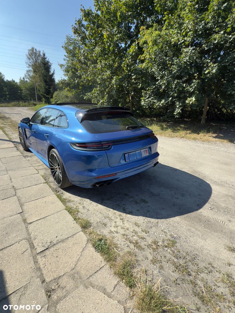 Porsche Panamera Turbo S e-Hybrid Sport Turismo - 7