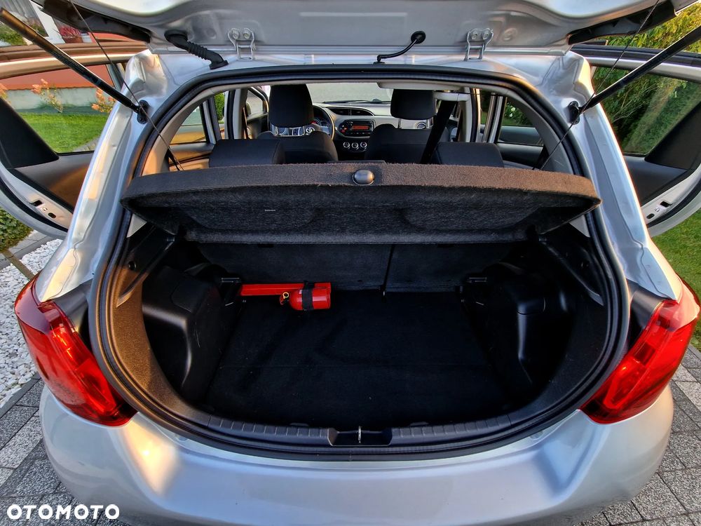 Toyota Yaris 1.0 Active EU6 - 25
