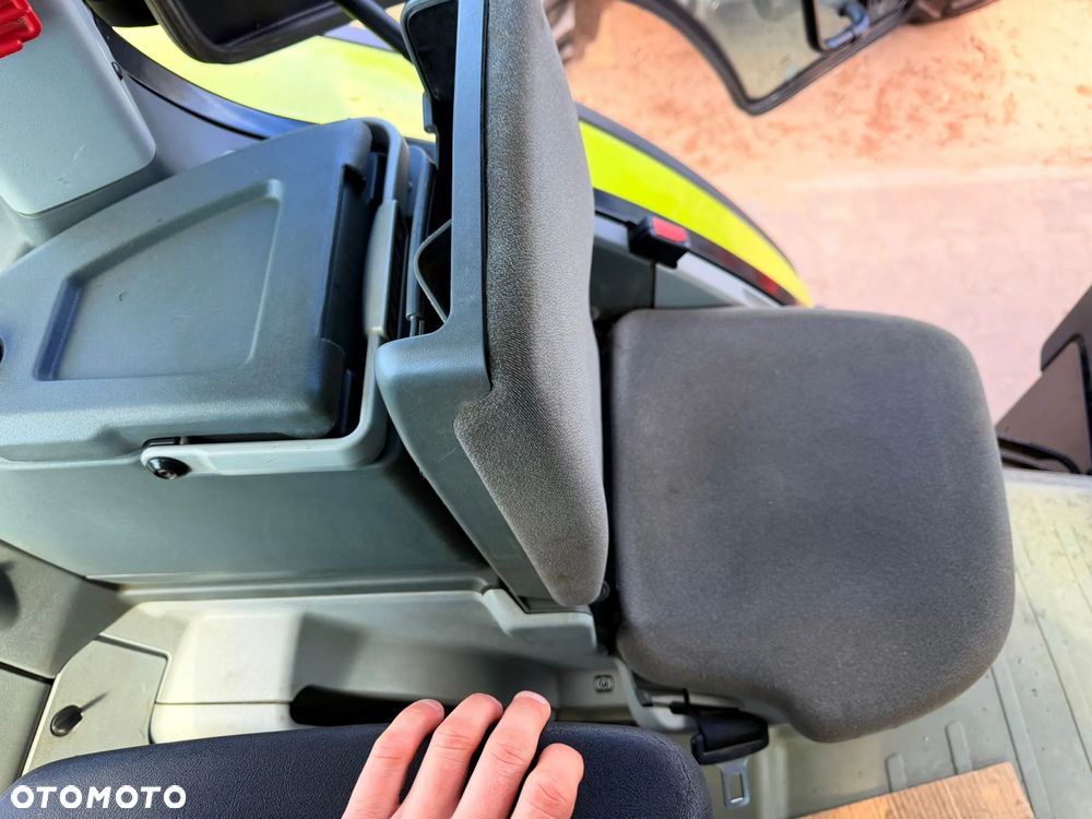 Claas Axion 810 - 20