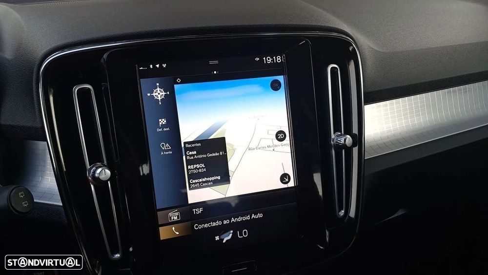 Volvo XC 40 2.0 D3 Momentum Plus - 27