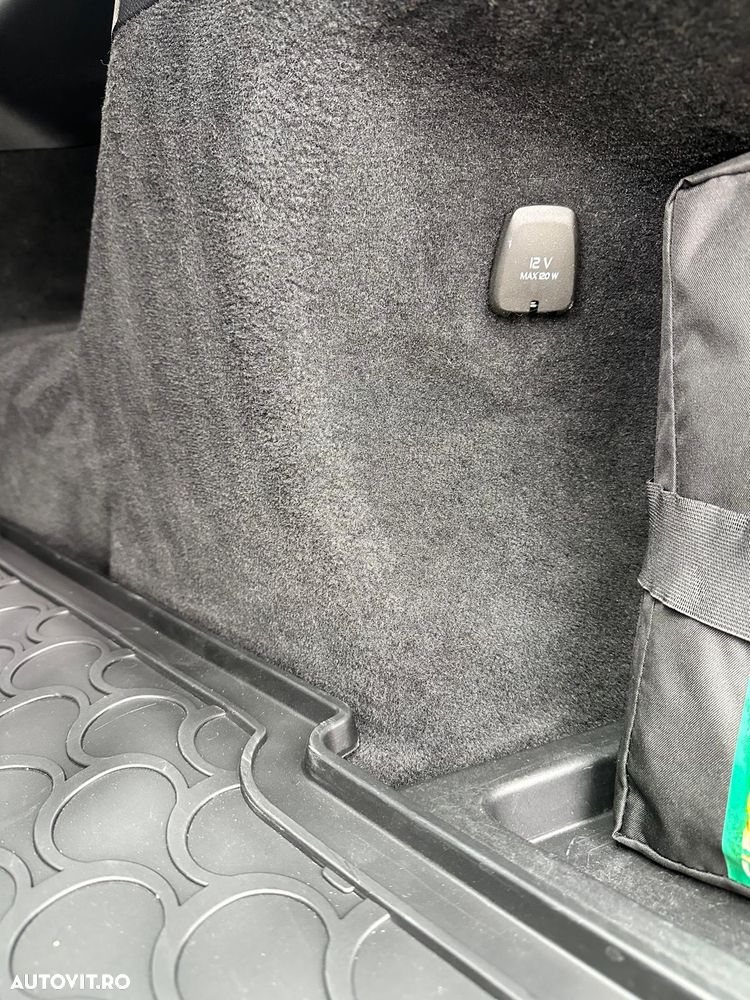 Volvo XC 90 D5 AWD Geartronic Inscription - 11