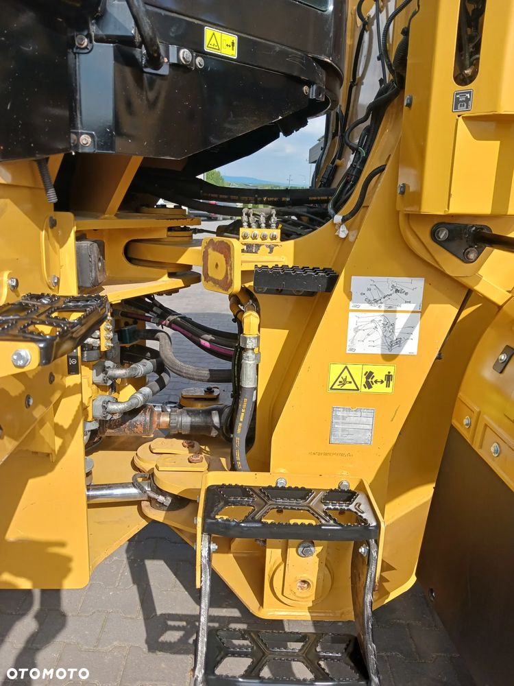Caterpillar 938 M - 23