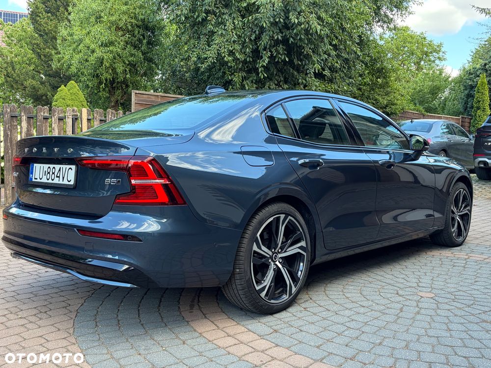 Volvo S60 B5 B AWD Ultimate Dark - 5