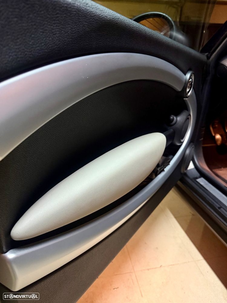 MINI 3 Portas Cooper D - 12