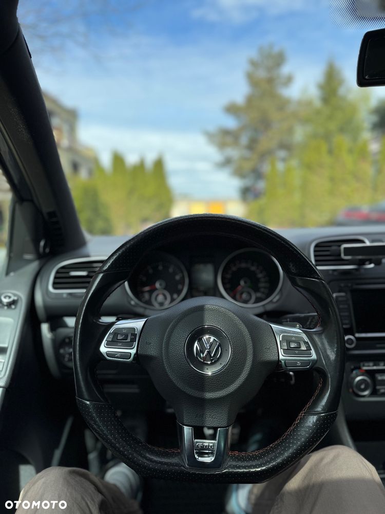 Volkswagen Golf ver-2-0-tsi-gti-dsg - 12