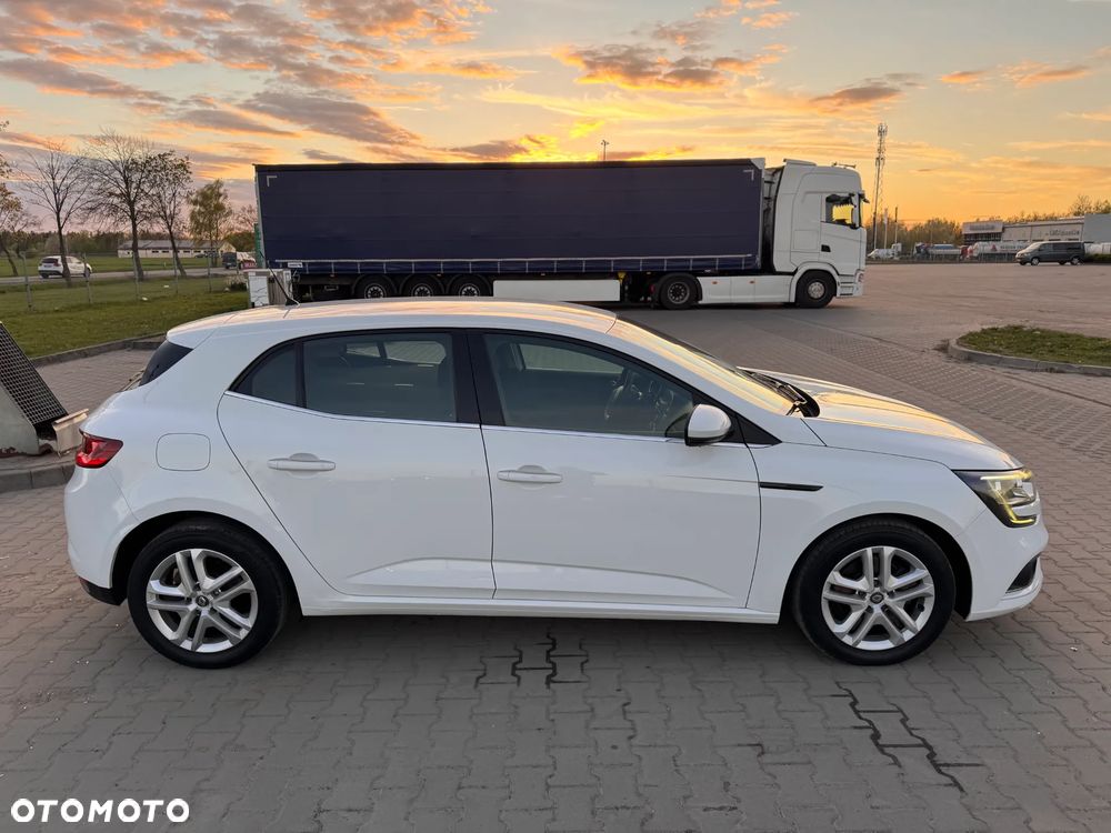 Renault Megane 1.5 dCi Limited EDC EU6 - 3