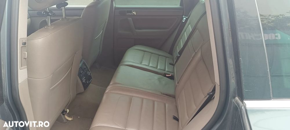 Volkswagen Touareg - 6