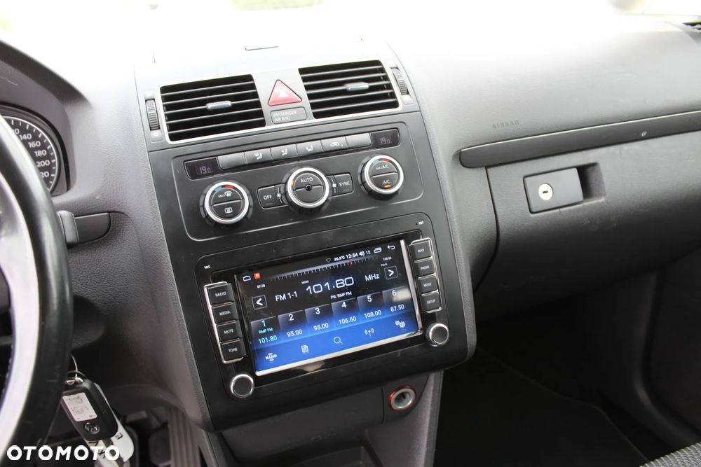 Volkswagen Touran 1.6 TDI DPF Comfortline - 21