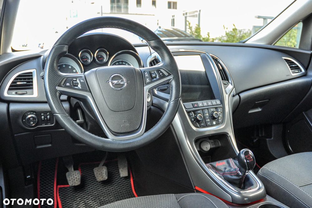Opel Astra - 9
