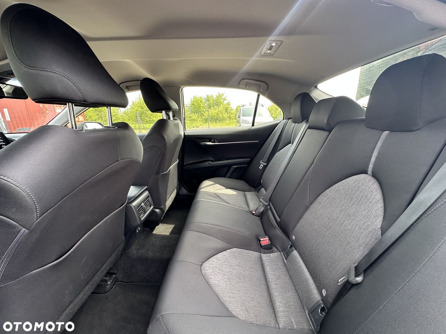 Toyota Camry - 15