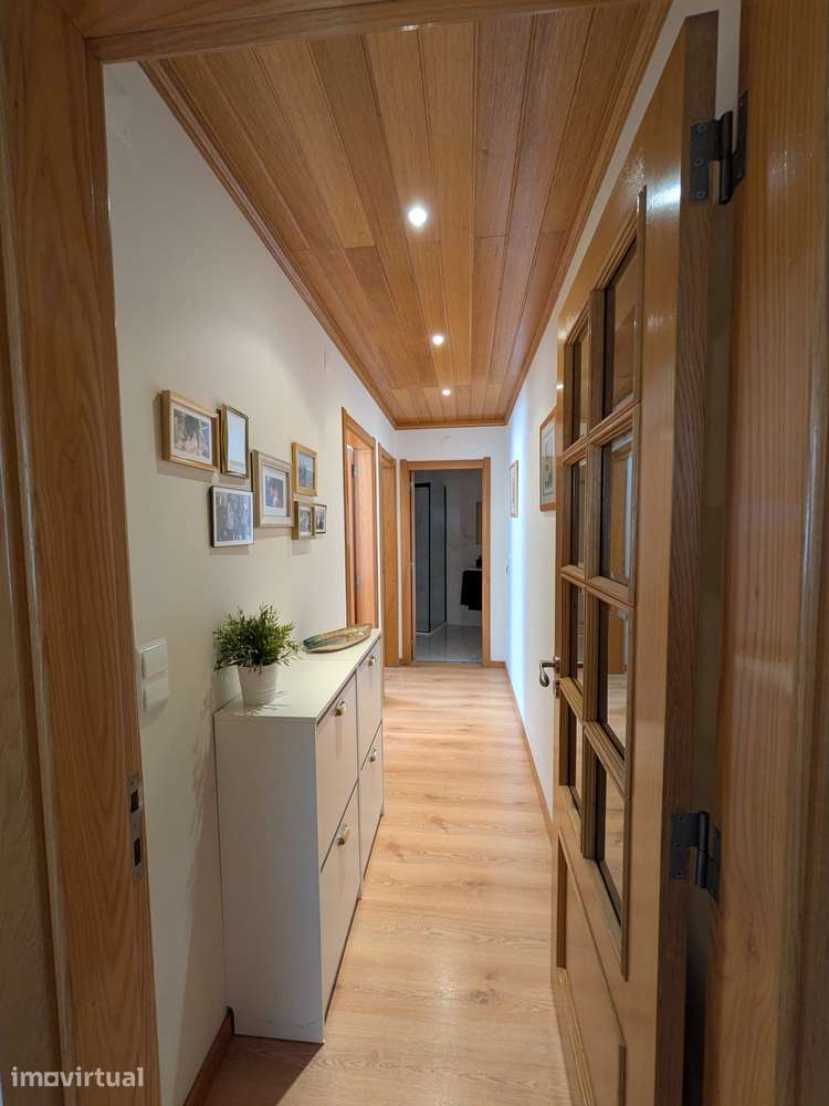 Apartamento T2, Rua Beatriz Costa. - Grande imagem: 4/14