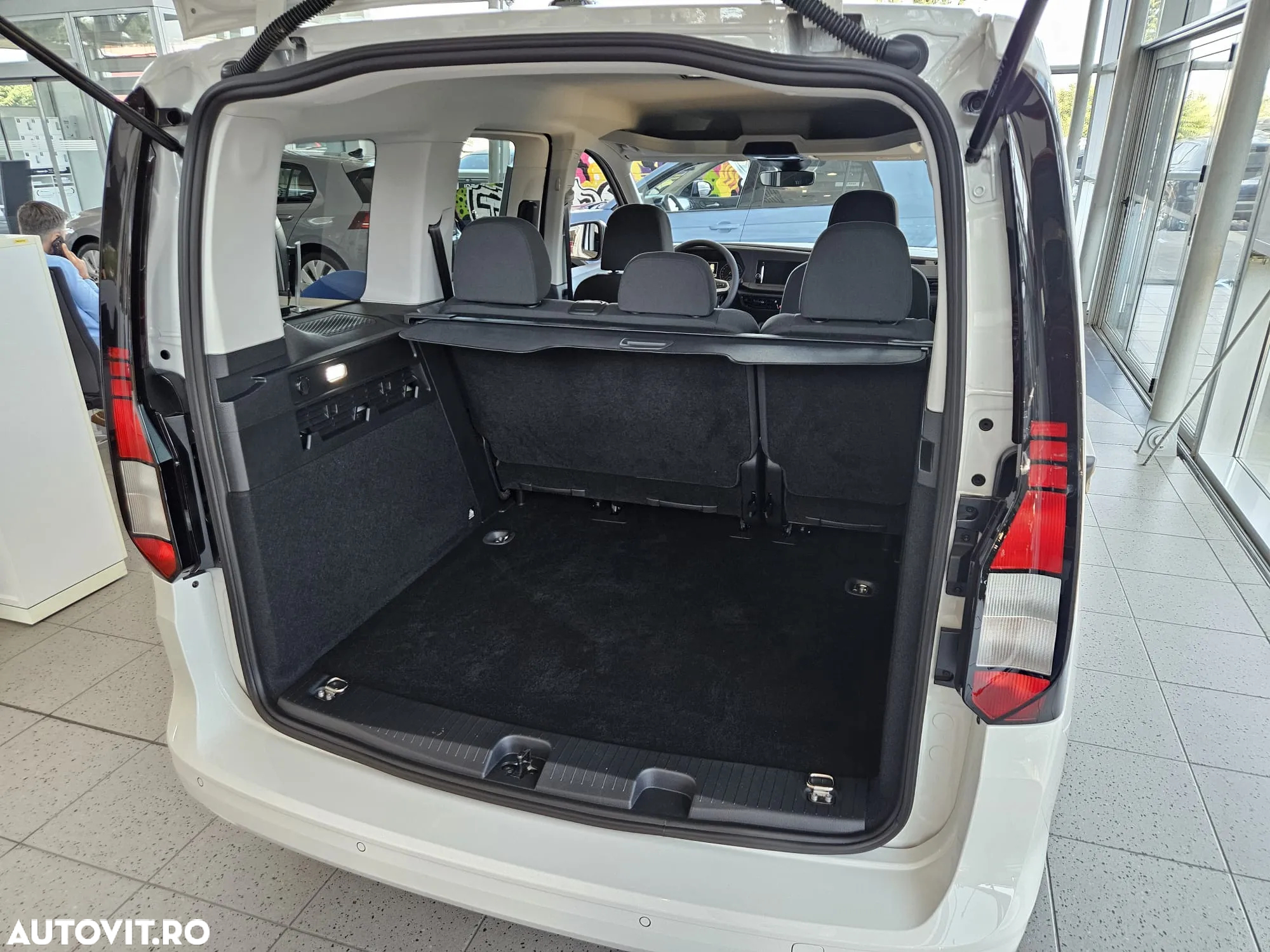 Volkswagen Caddy - 7