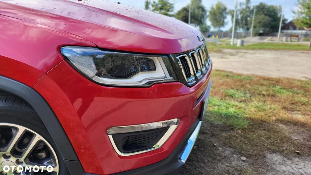 Jeep Compass - 10