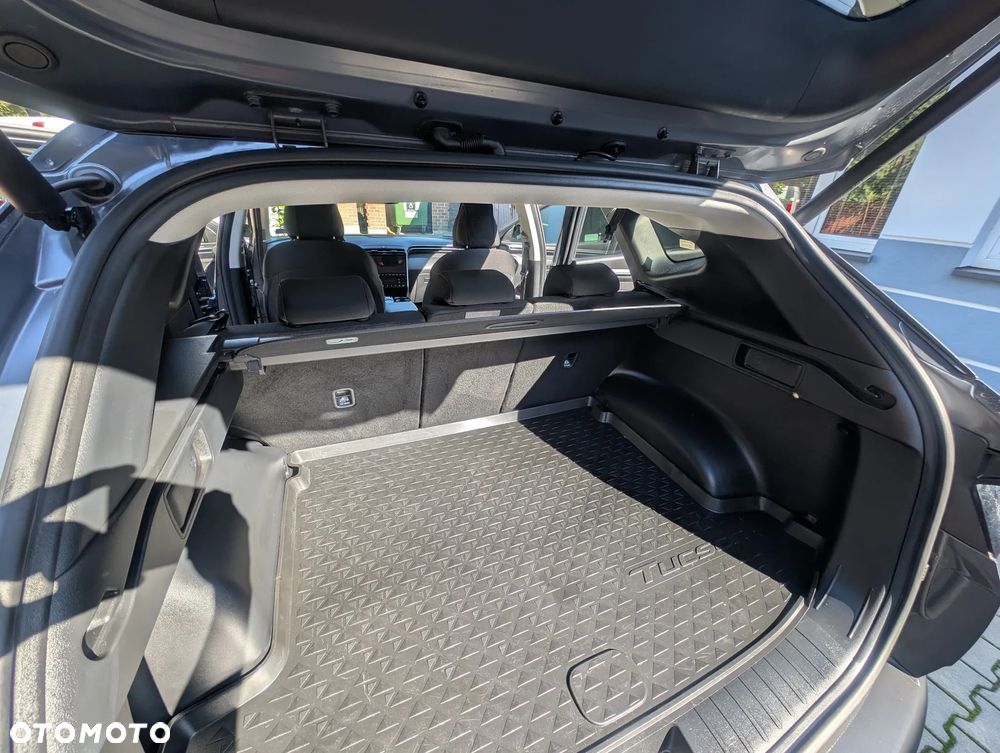 Hyundai Tucson 1.6 T-GDi HEV Executive 2WD - 8