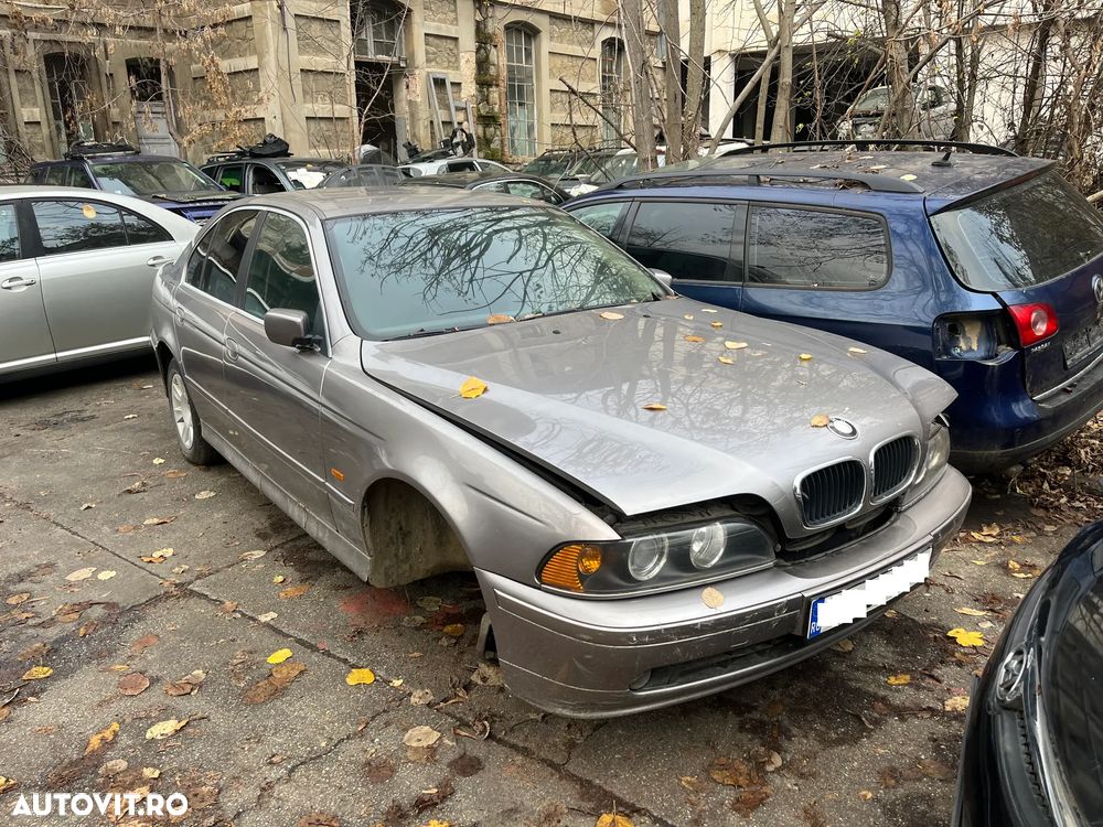 Dezmembrez Bmw 525d E39 sedan facelift 2,5 diesel 163CP gri - 1