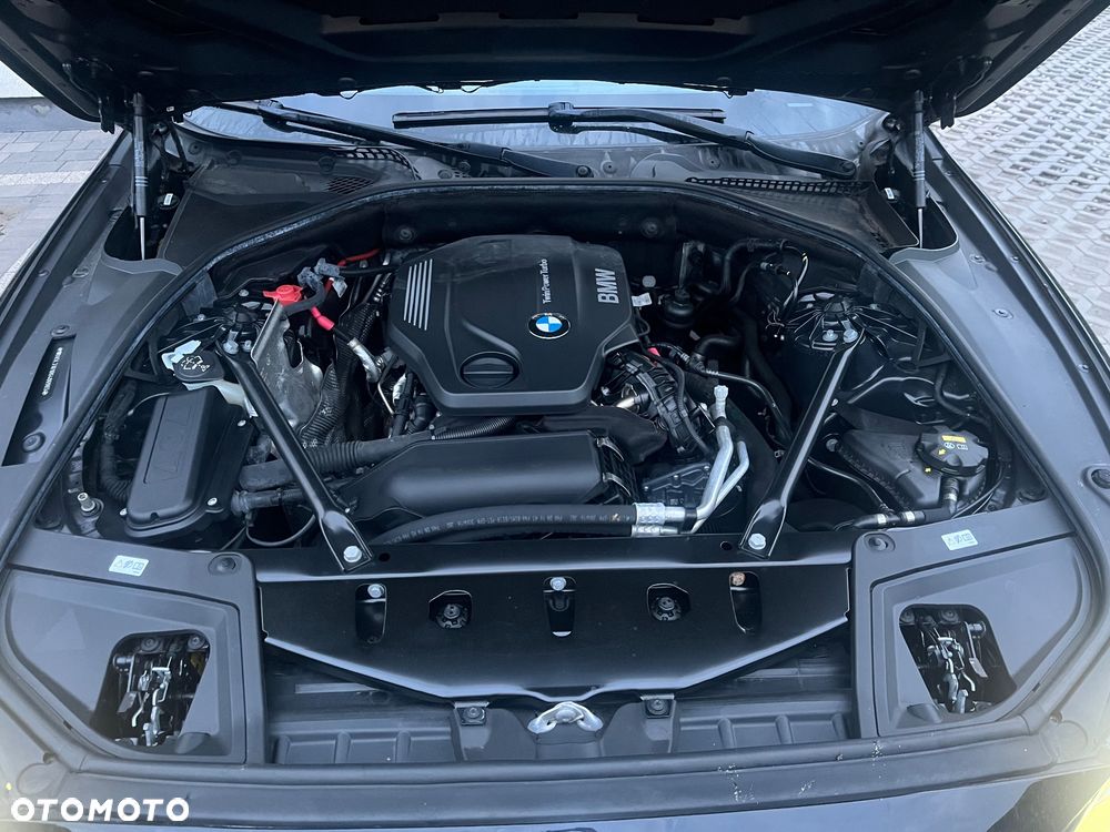 BMW Seria 5 520d - 18