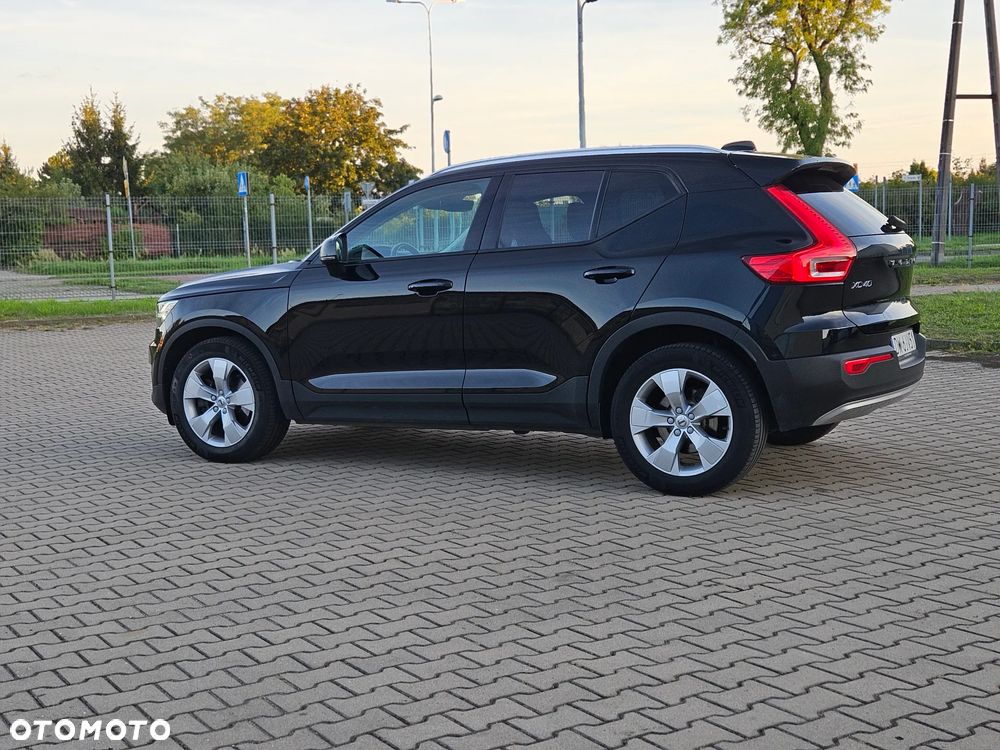 Volvo XC 40 B4 B Momentum - 13