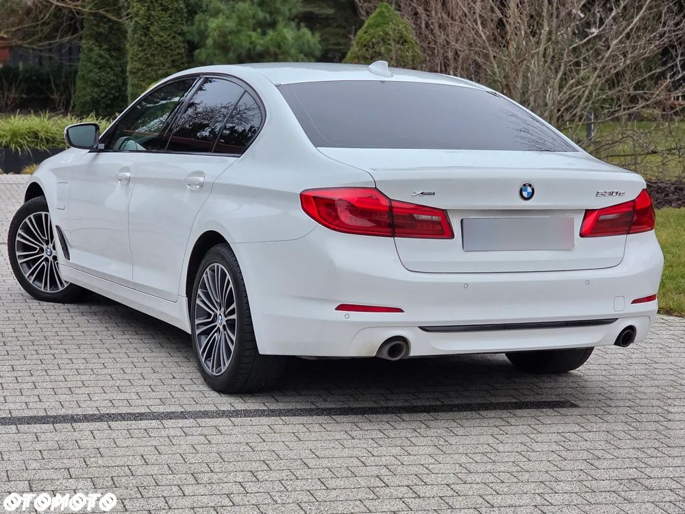 BMW Seria 5 530e iPerformance xDrive M Sport sport - 2