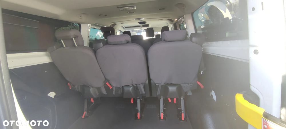 Ford Transit Custom - 11