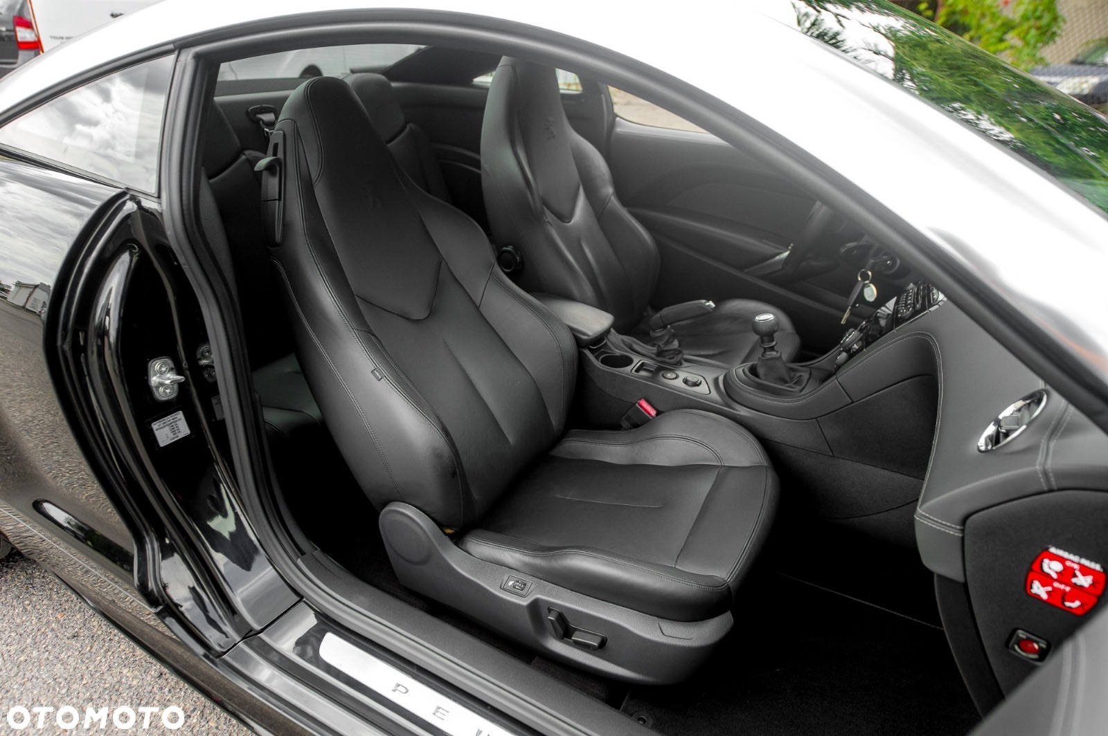 Peugeot RCZ 1.6 200 THP - 29