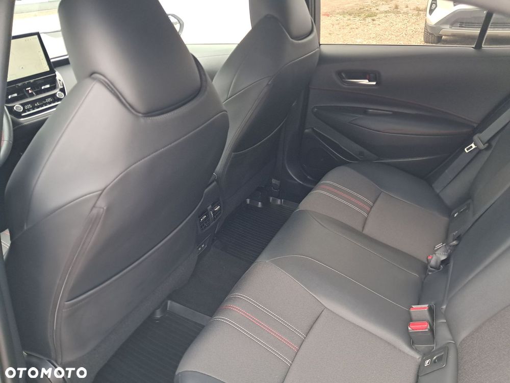 Toyota Corolla 1.8 Hybrid GR Sport Dynamic - 11