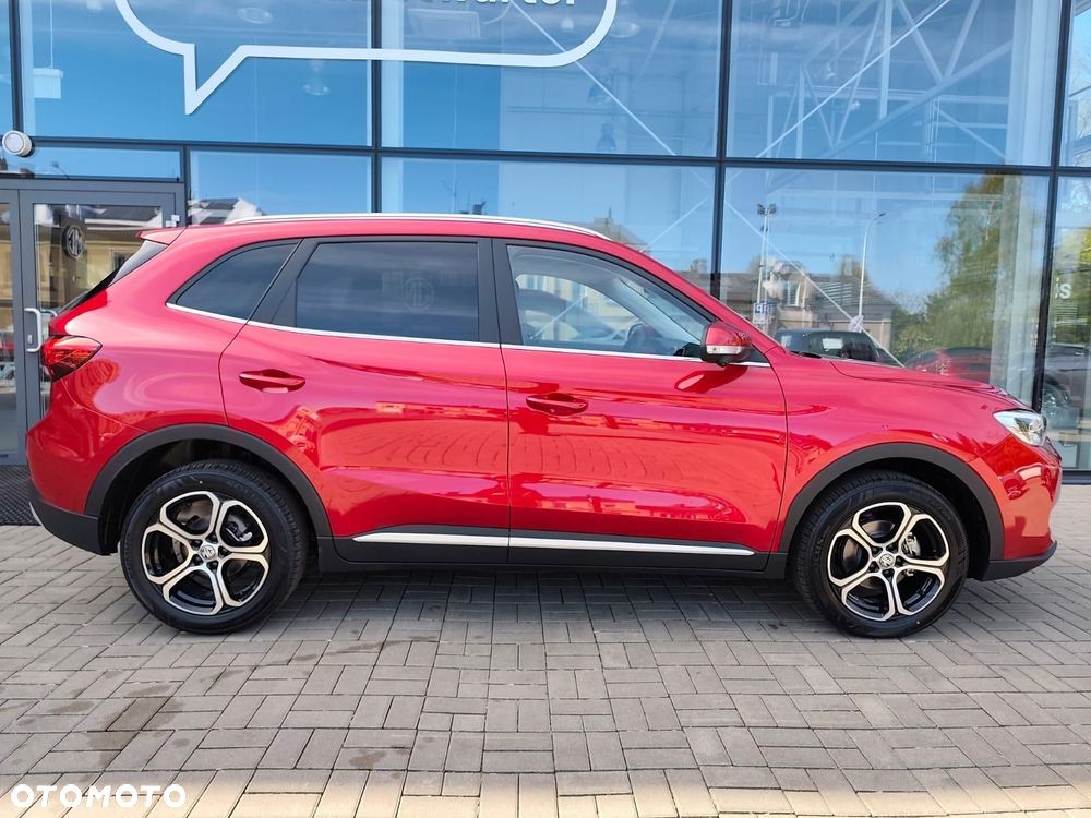 MG ZS - 17
