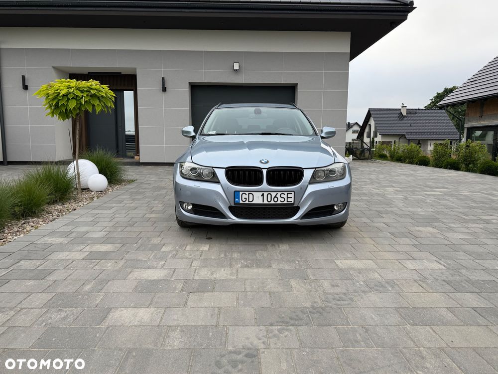 BMW Seria 3 320d - 10