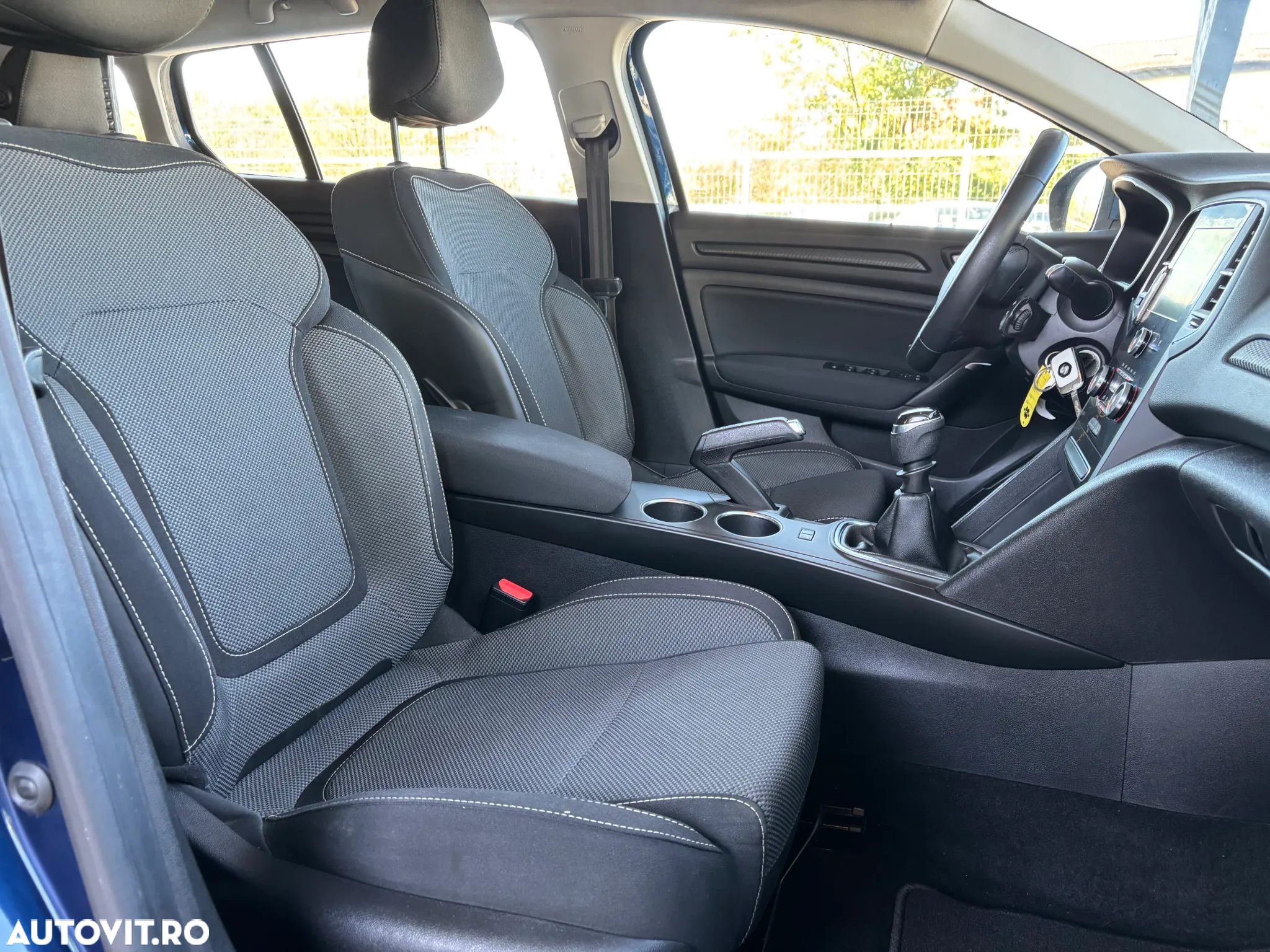 Renault Megane BLUE dCi Business - 35