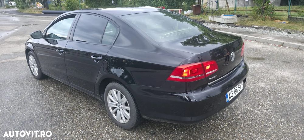 Volkswagen Passat 2.0 TDI BlueMotion Technology Comfortline - 7