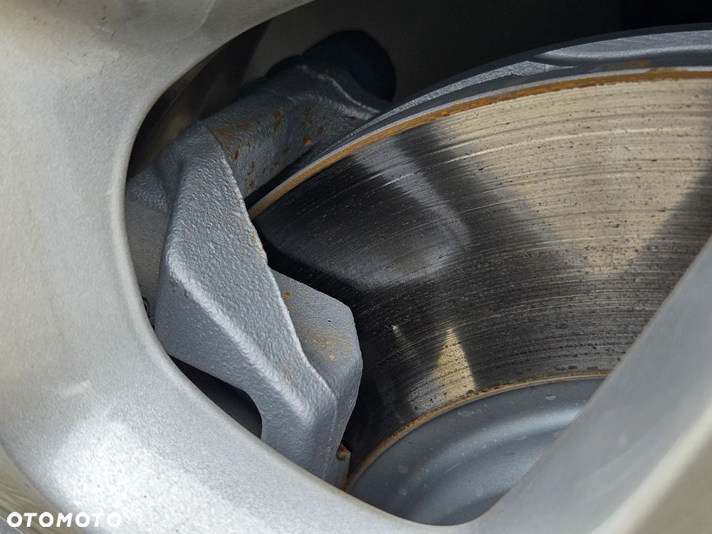 Hyundai Tucson 1.6 GDI BlueDrive Style 2WD - 36