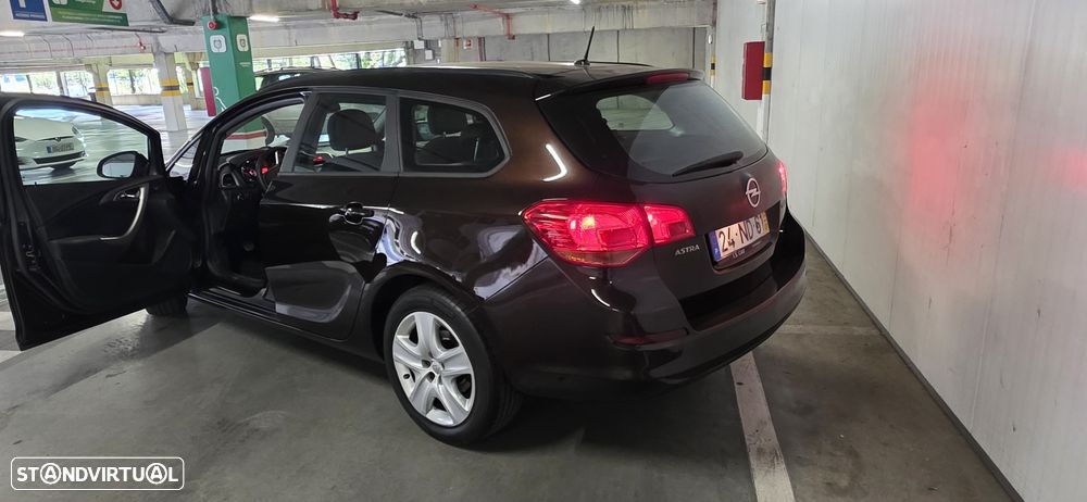 Opel Astra Sports Tourer 1.3 CDTI DPF EcoFLEX Sports Tourer Design Edition - 27