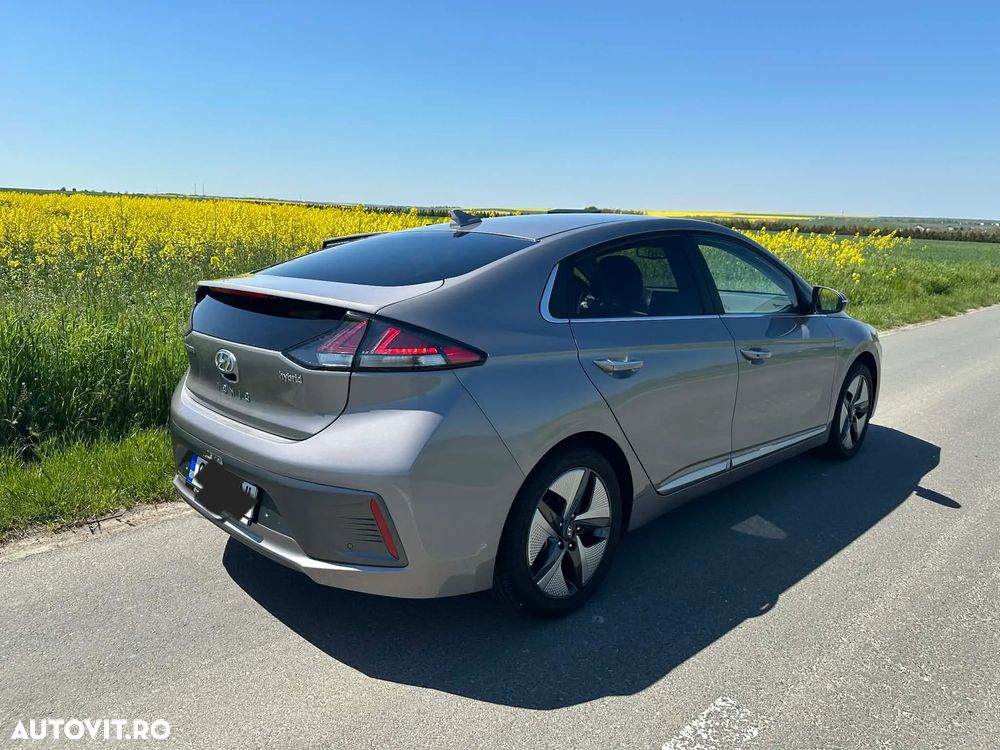 Hyundai IONIQ - 2