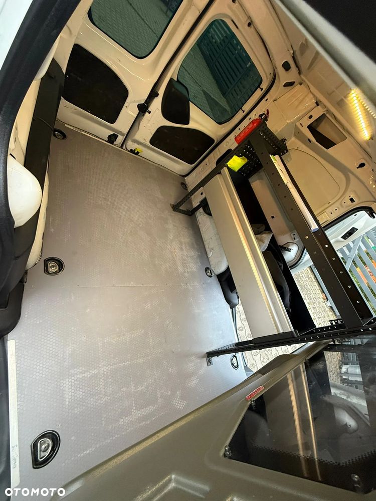 Peugeot Partner BlueHDi 100 Stop&Start ETG6 Active - 18