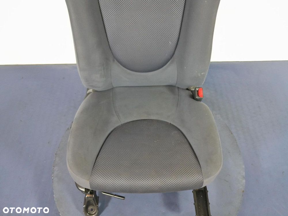 HONDA JAZZ II  FOTEL PASAŻERA. - 2
