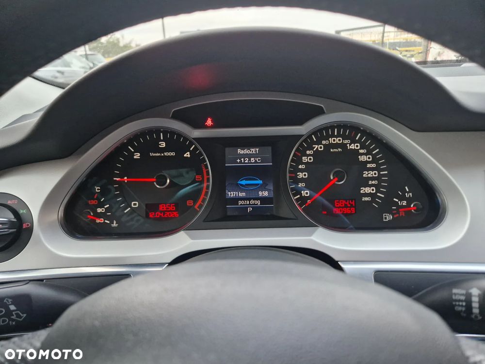 Audi A6 Avant 2.0 TDI DPF multitronic - 25