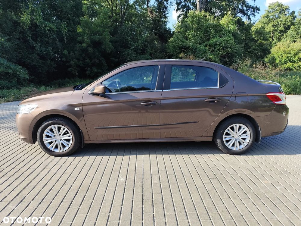 Peugeot 301 1.6 VTi Allure - 3