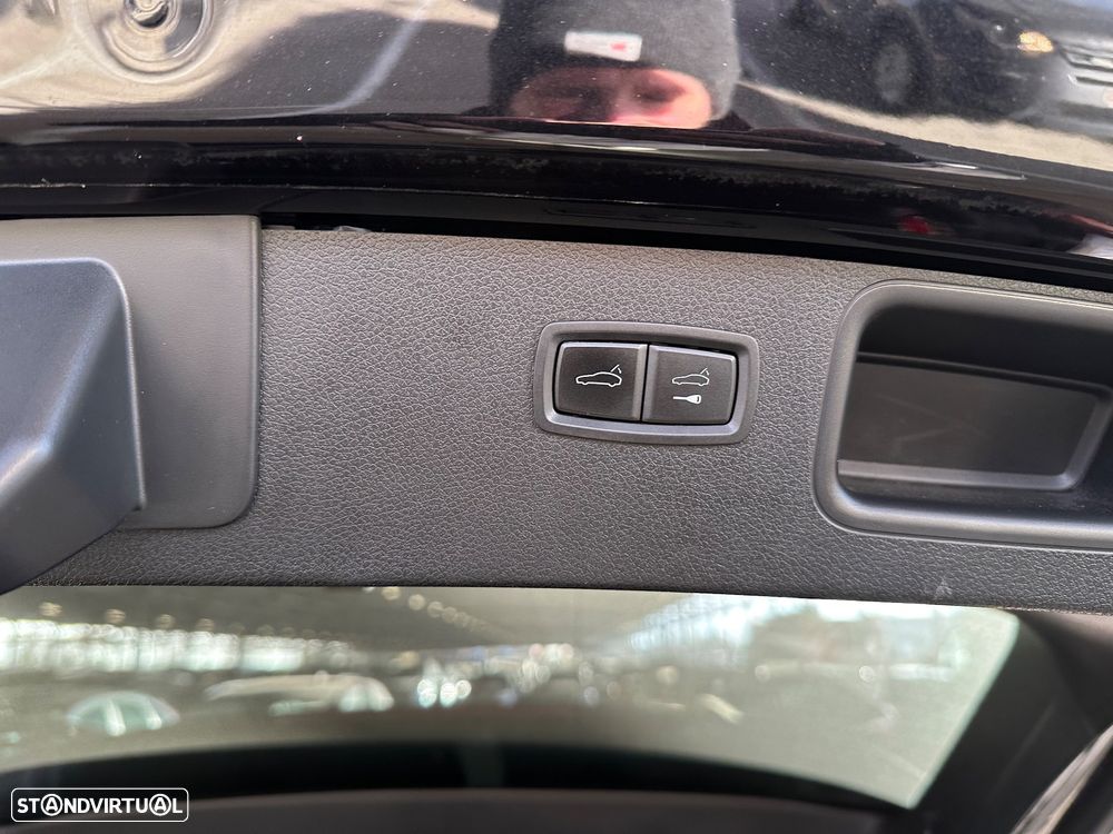 Porsche Macan Turbo - 7