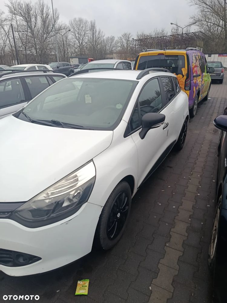 Renault Clio - 2