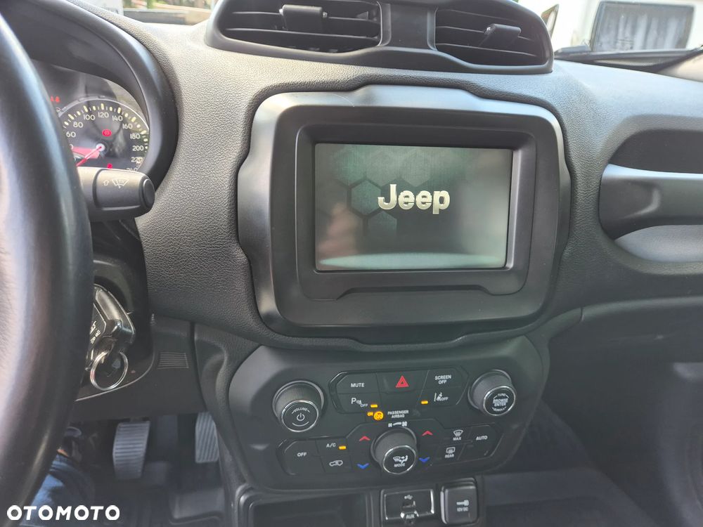 Jeep Renegade 1.4 MultiAir Longitude FWD S&S - 23