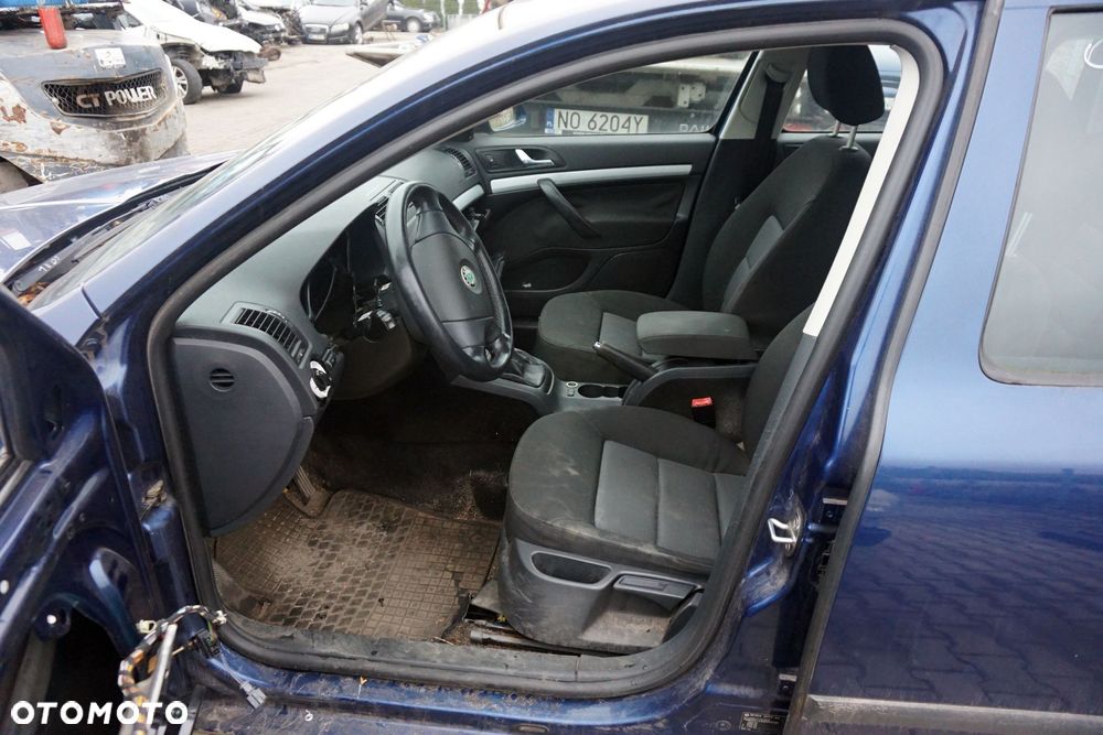 SKODA OCTAVIA II KOMBI 2006 9462 1.9 TDI BXE 105KM GQQ GRANATOWY na części - 11