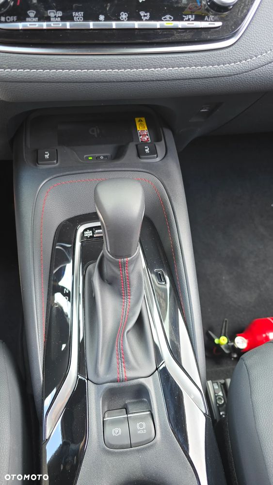 Toyota Corolla 2.0 Hybrid GR Sport - 14