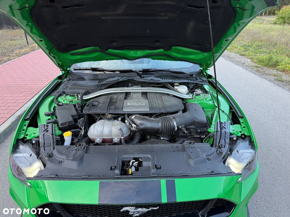 Ford Mustang 5.0 V8 GT - 29