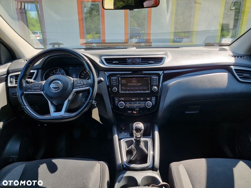 Nissan Qashqai 1.3 DIG-T N-Connecta - 20