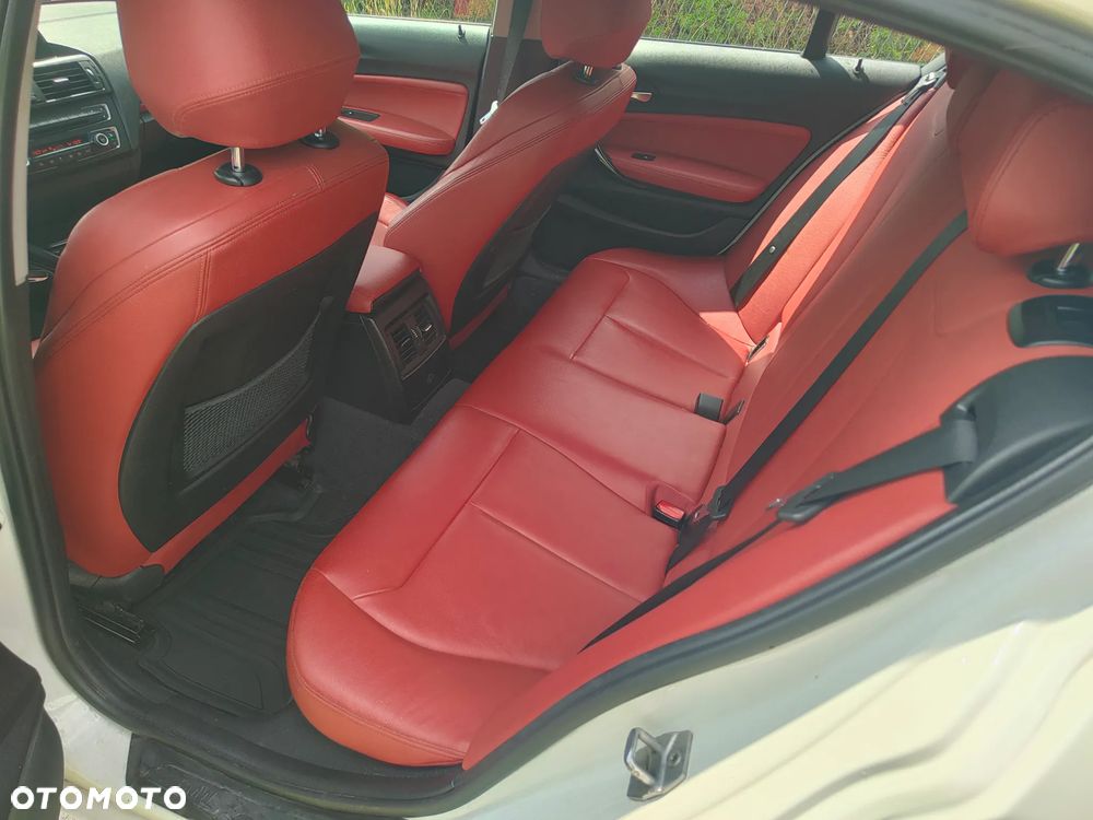 BMW Seria 1 114i Sport Line - 7