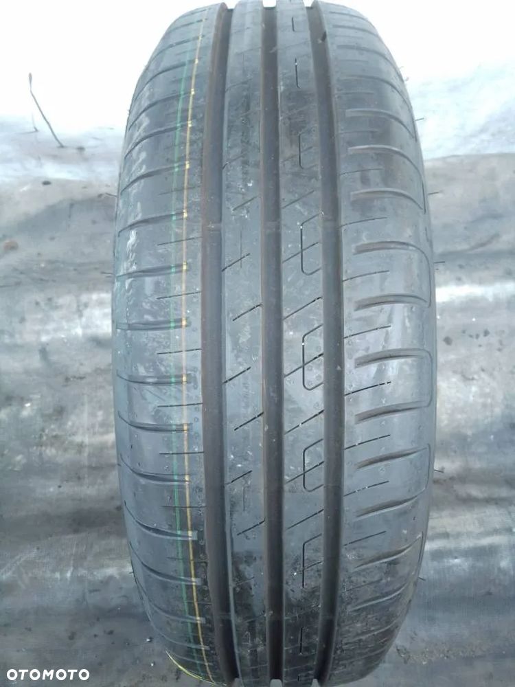 Goodyear Efficient Grip Performance 185/65 R15 88H 2024 - 1