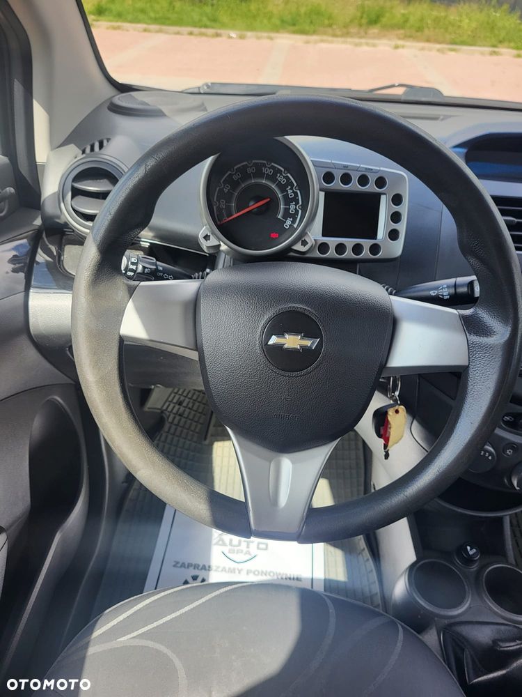 Chevrolet Spark 1.0 Base+ - 31