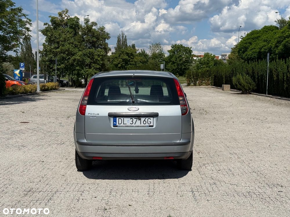 Ford Focus 1.6 Trend - 13