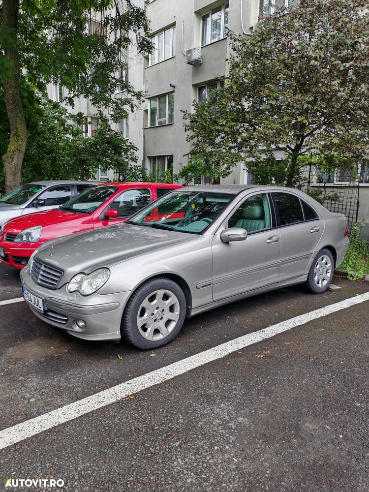 Mercedes-Benz C 180 Kompressor Automatik Avantgarde - 2