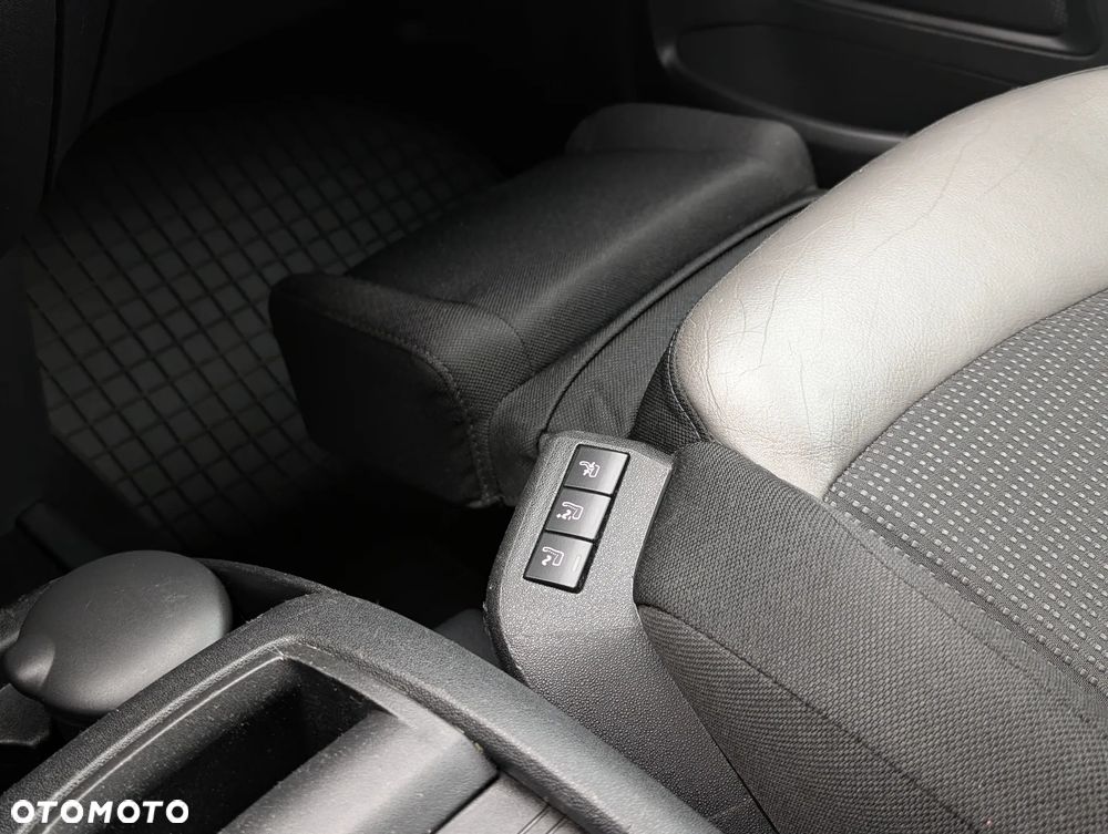 Citroën C4 Grand Picasso 1.6 BlueHDi Shine S&S EAT6 - 26