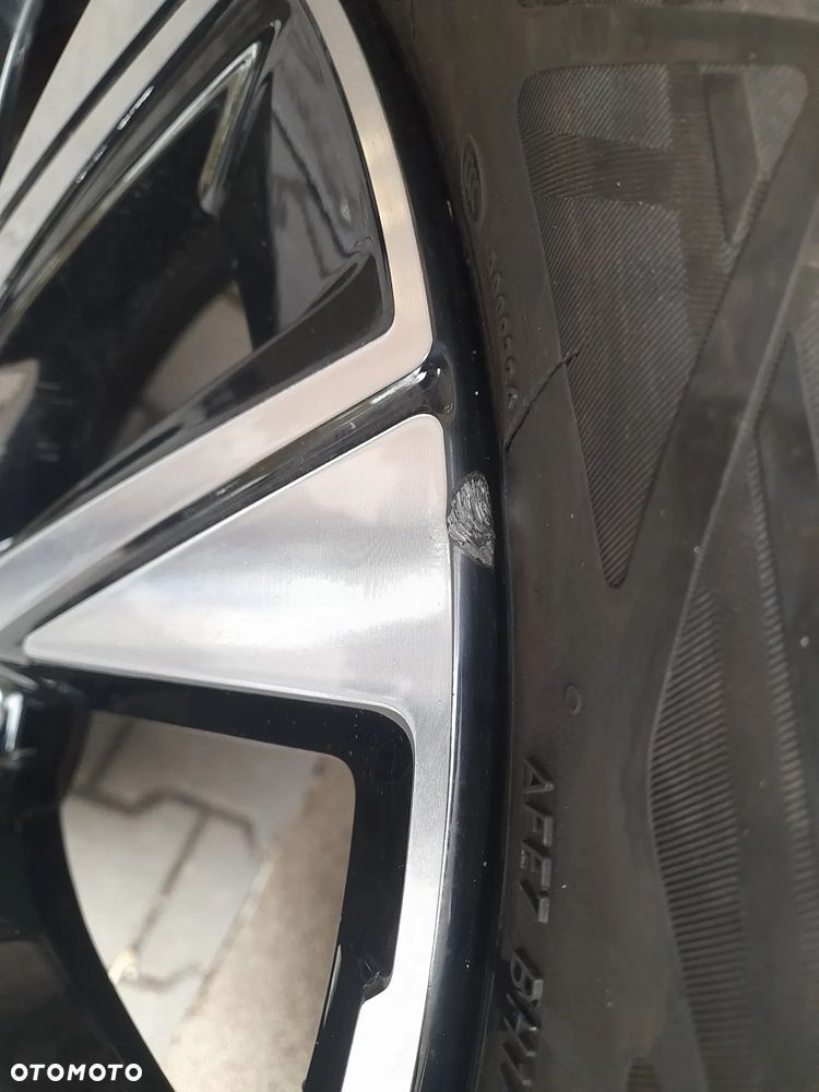 Felgi Koła 32243399 volvo xc60 II lift 2023R - 17